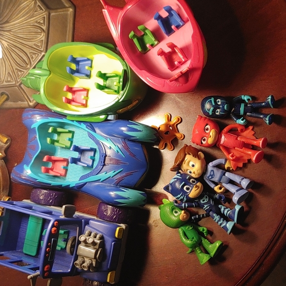 Just Play Frog Box Other - PJ Mask Characters